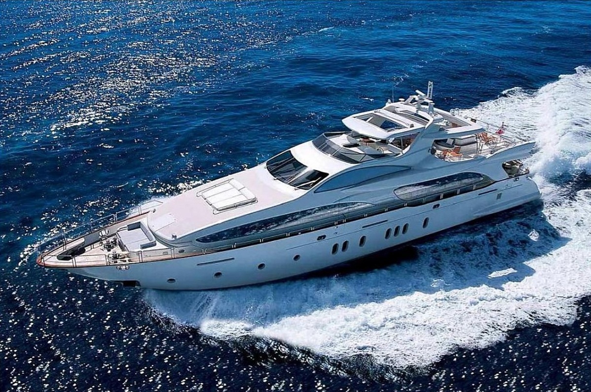 Azimut 116